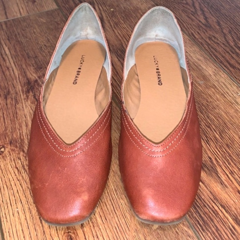 Lucky Brand: Women’s Leather Slip On Shoes: Size 7M / 37.5